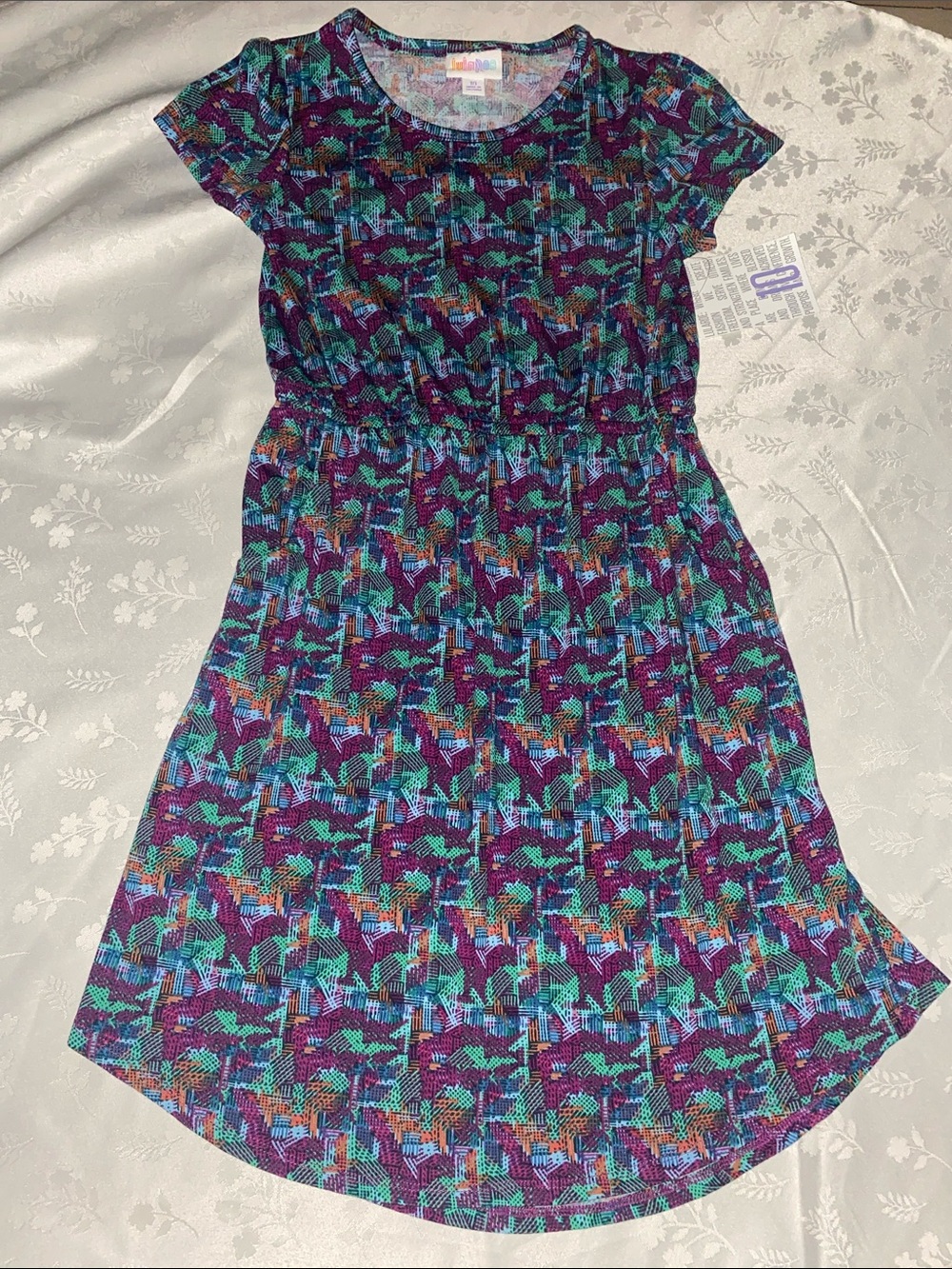 LuLaRoe Girls Short Sleeve Mae Dress w/ Abstract Patterns Size 10